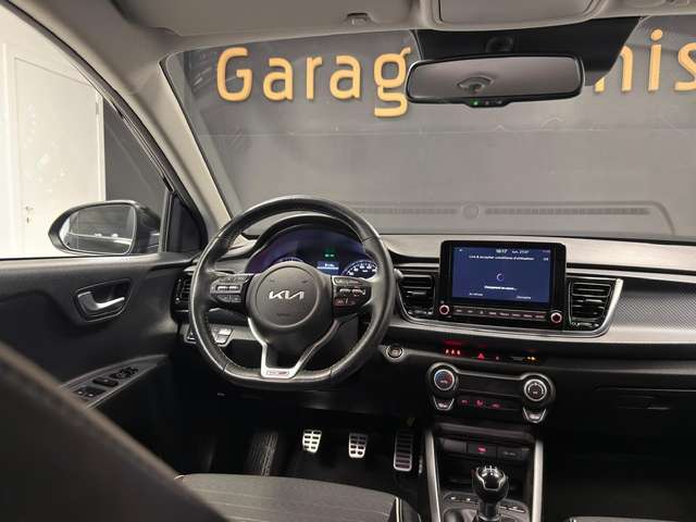Kia Rio — photo 10