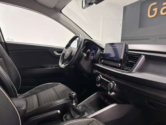 Kia Rio — photo 13