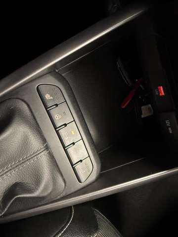 Kia Rio — photo 19