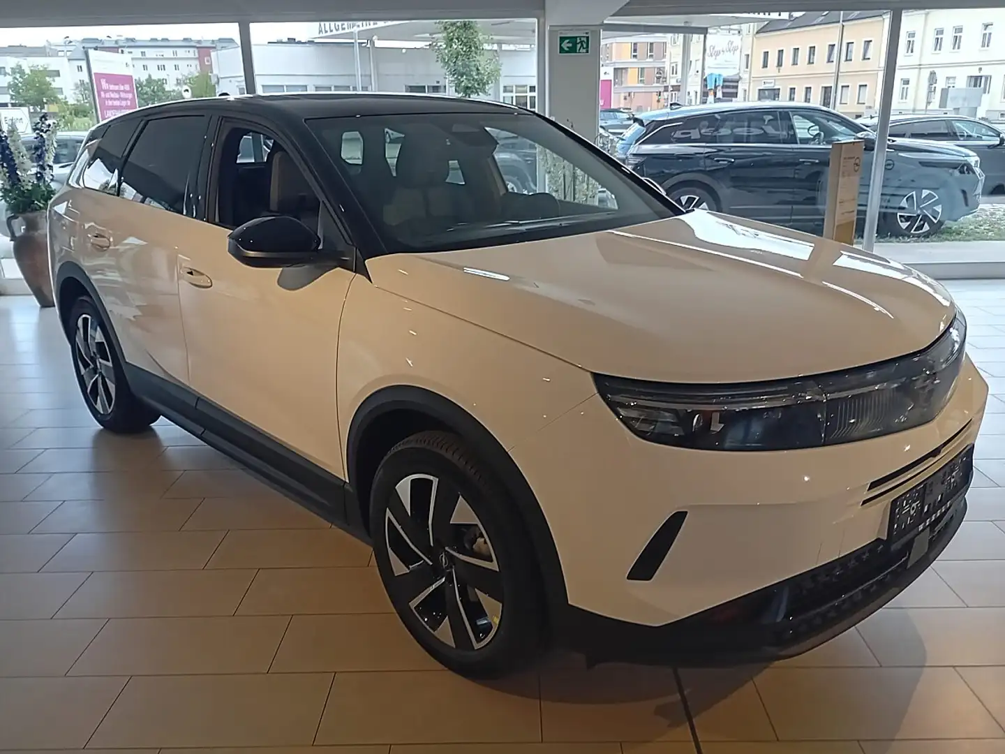 Opel Grandland GS Hybrid DCT6 Weiß - 2