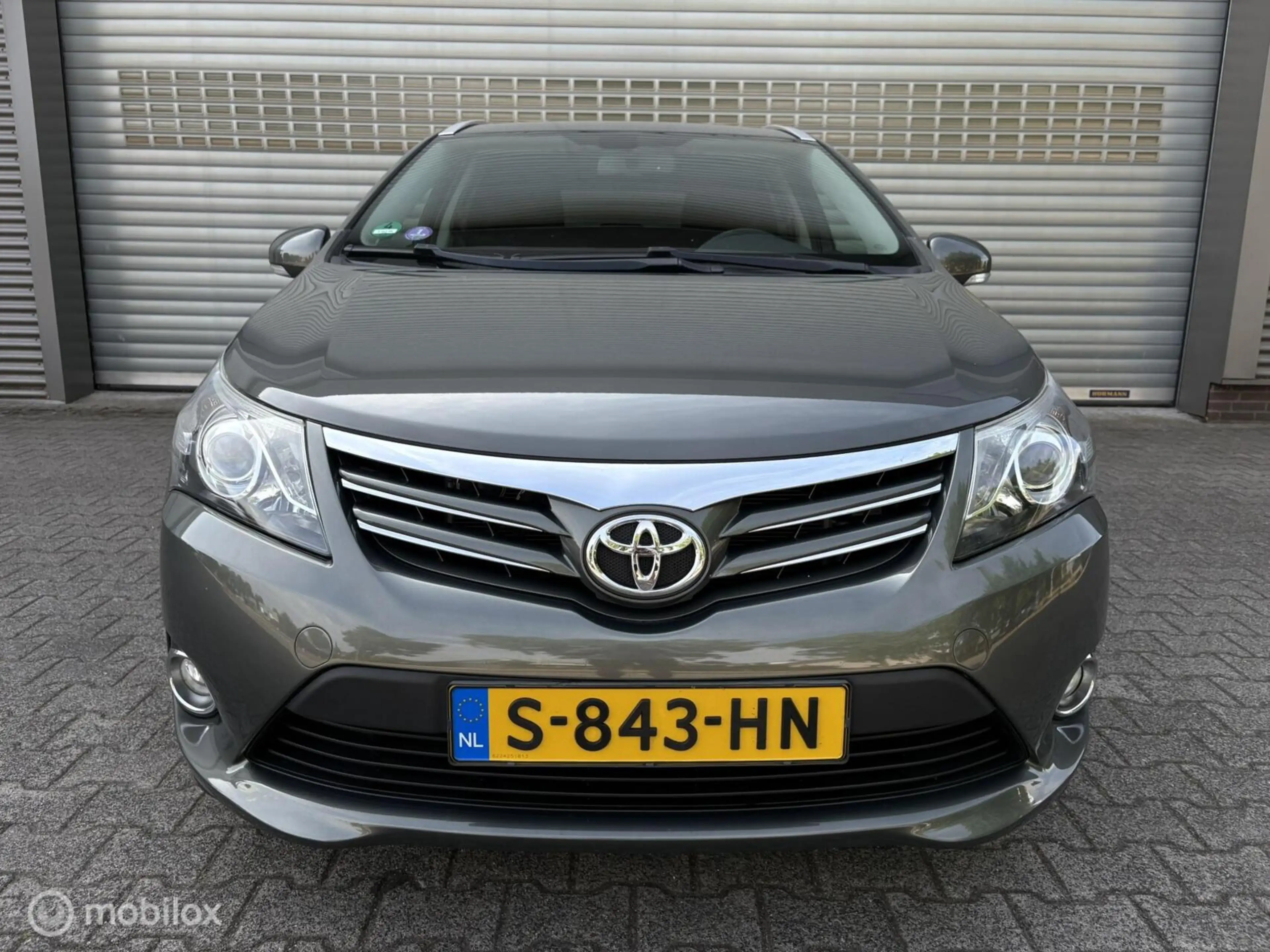 Toyota Avensis 1.8 VVTi Dynamic Business*CRUISE*TREKH*APPLE — photo 8