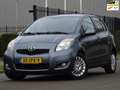 Toyota Yaris 1.3 VVTi Dynamic 101PK 5DRS NAP/AIRCO/NW APK Blauw - thumbnail 1