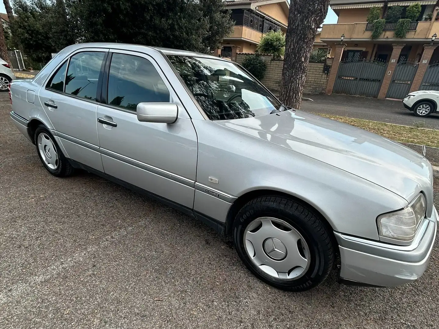 Mercedes-Benz C 180 Classe C - W202 Berlina Elegance - 2