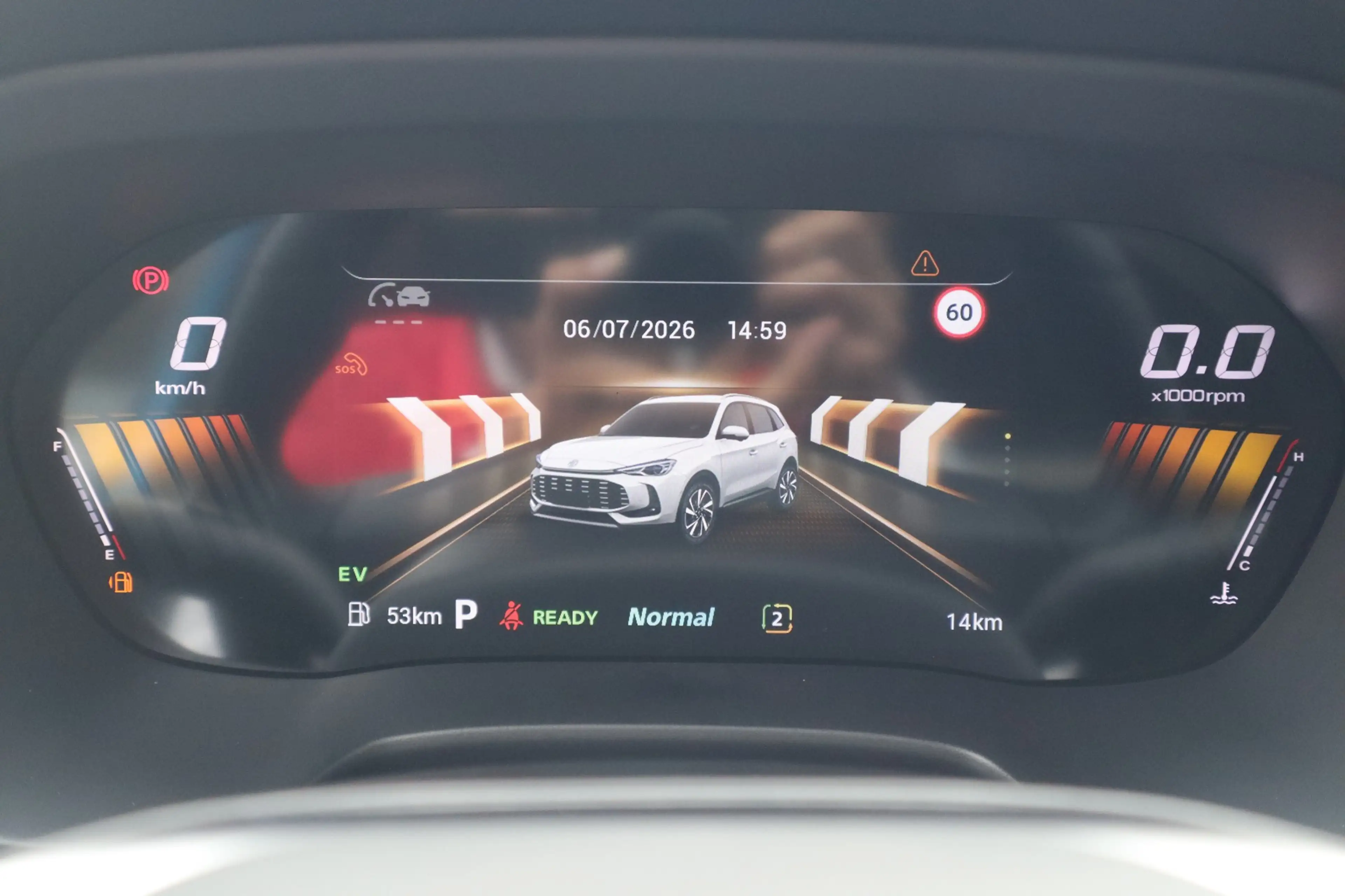 MG ZS 1.5 Hybrid Luxury Aut. LED ACC Navi 360° — photo 13