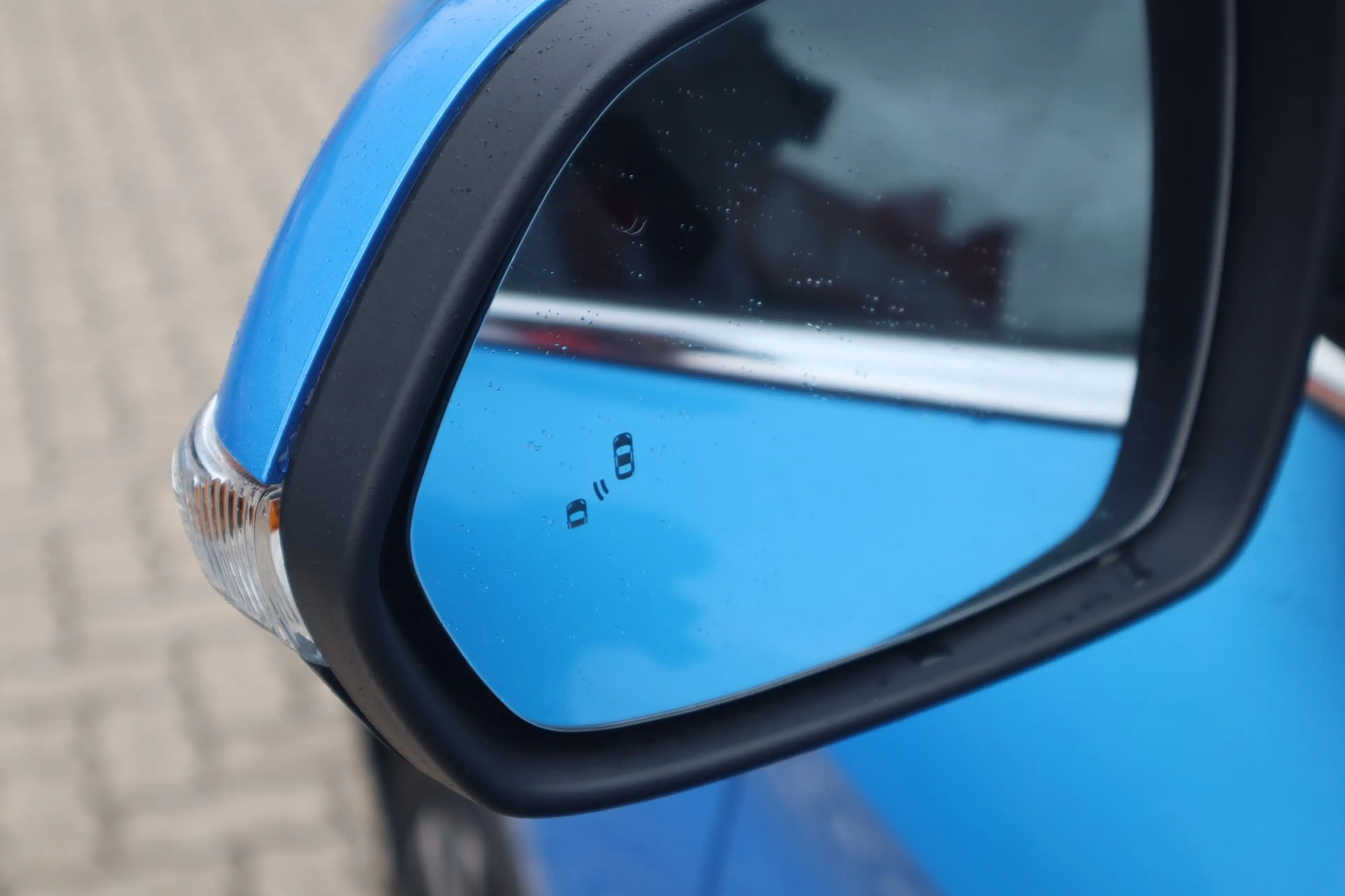 MG ZS 1.5 Hybrid Luxury Aut. LED ACC Navi 360° — photo 9