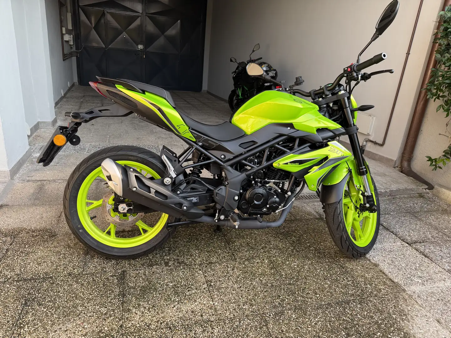 Benelli BN 125 - 2