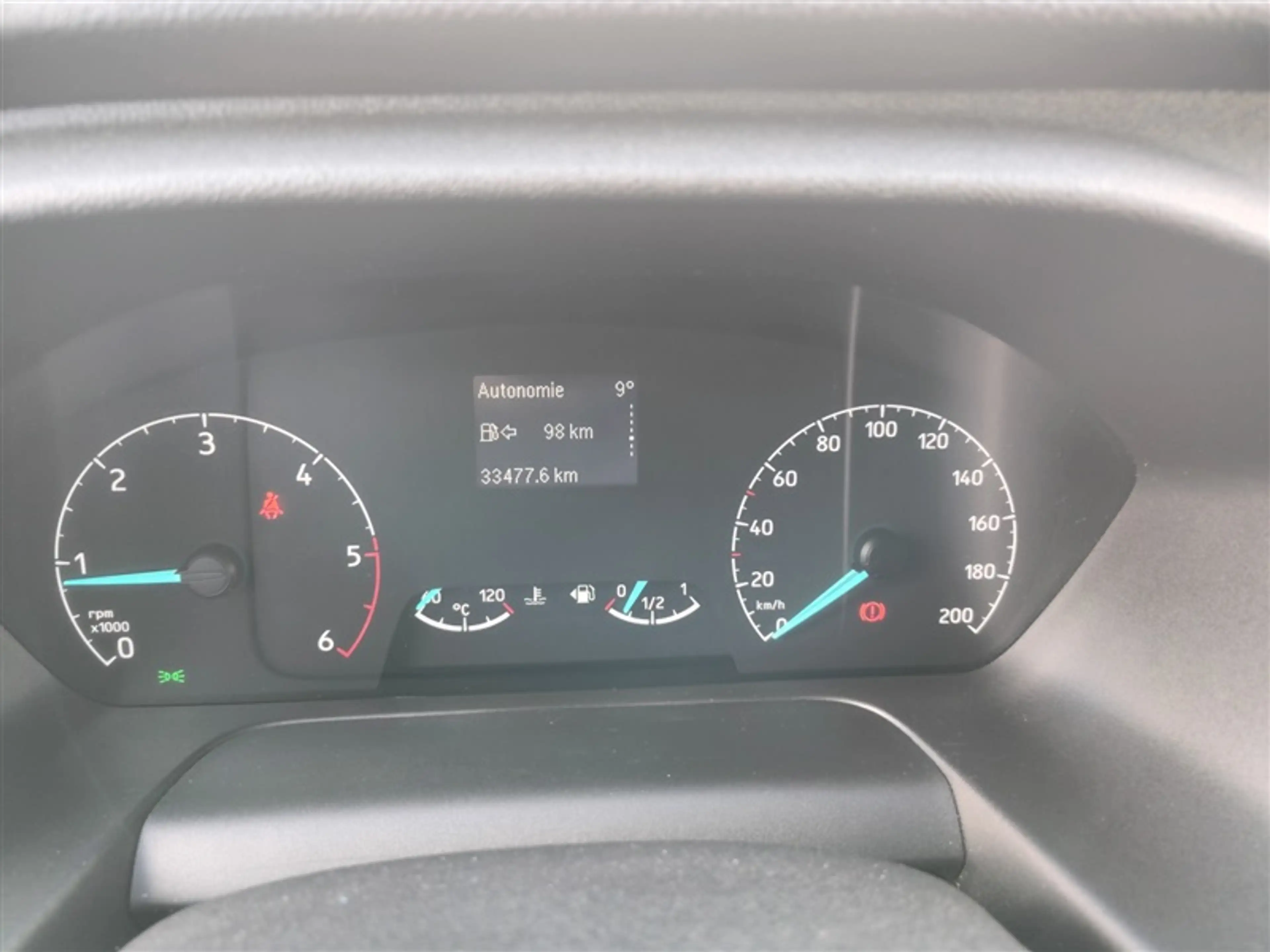Ford Transit Custom 2.0 TDCi L2H1 Trend 3PL+ELEVATEUR — photo 10