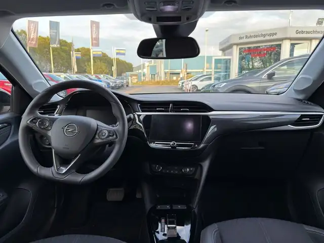 Opel Corsa view 9