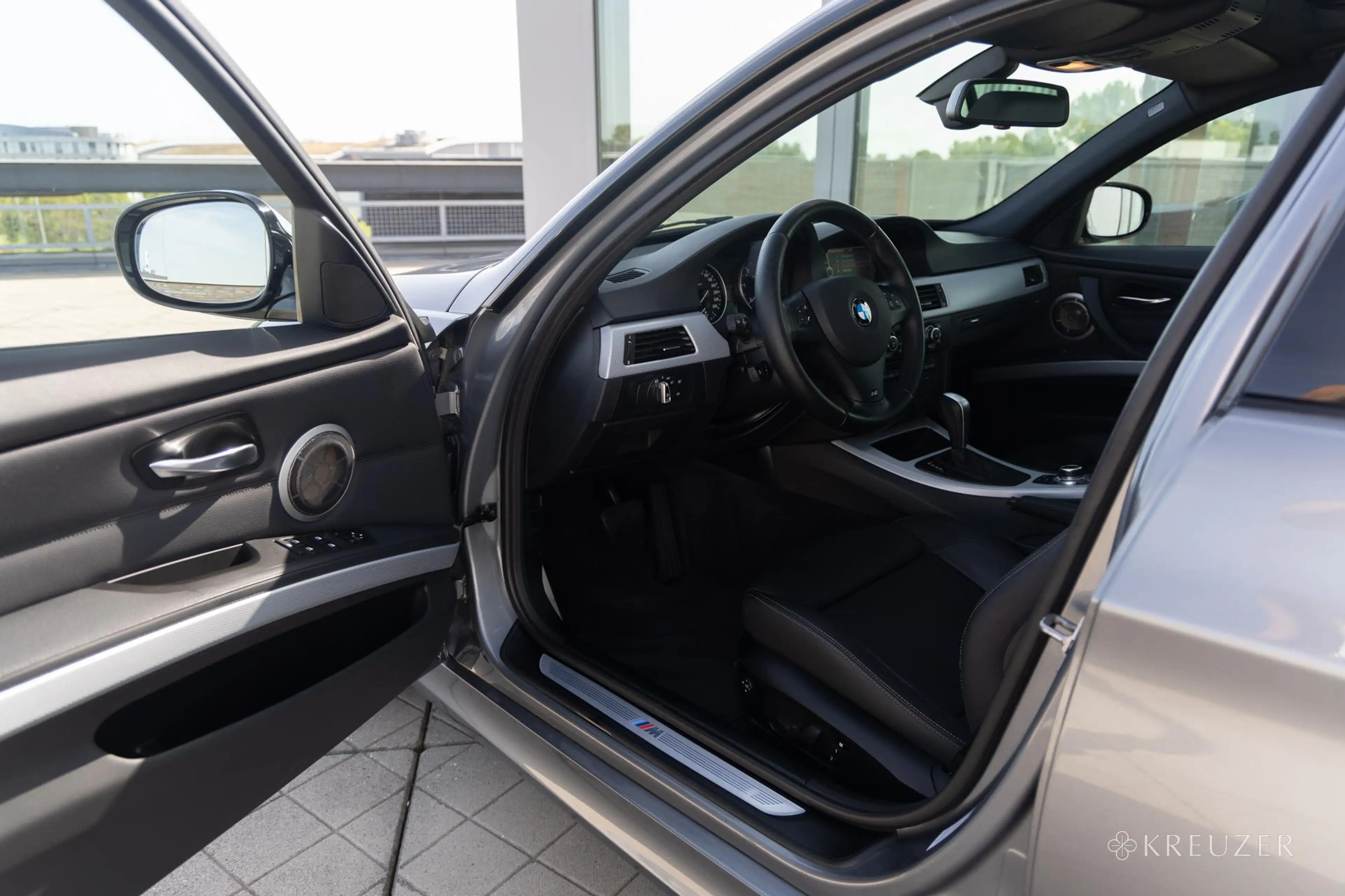 BMW 325 3-serie Touring 325d M Sport | 159.000KM | 300PK/6 — photo 2