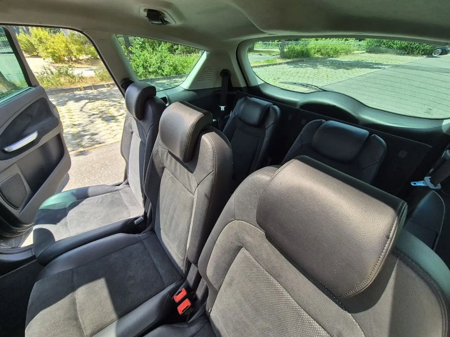 Ford S-Max 2.0 TDCi DPF Titanium Grau - 1