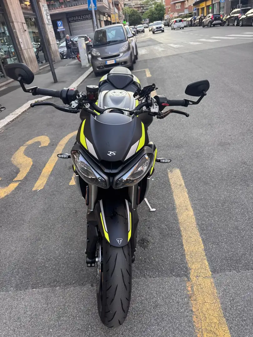 Triumph Street Triple RS Negro - 2