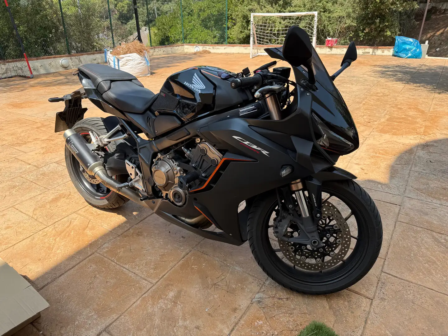 Honda CBR 650 CBR650R negra 2022 Negro - 1
