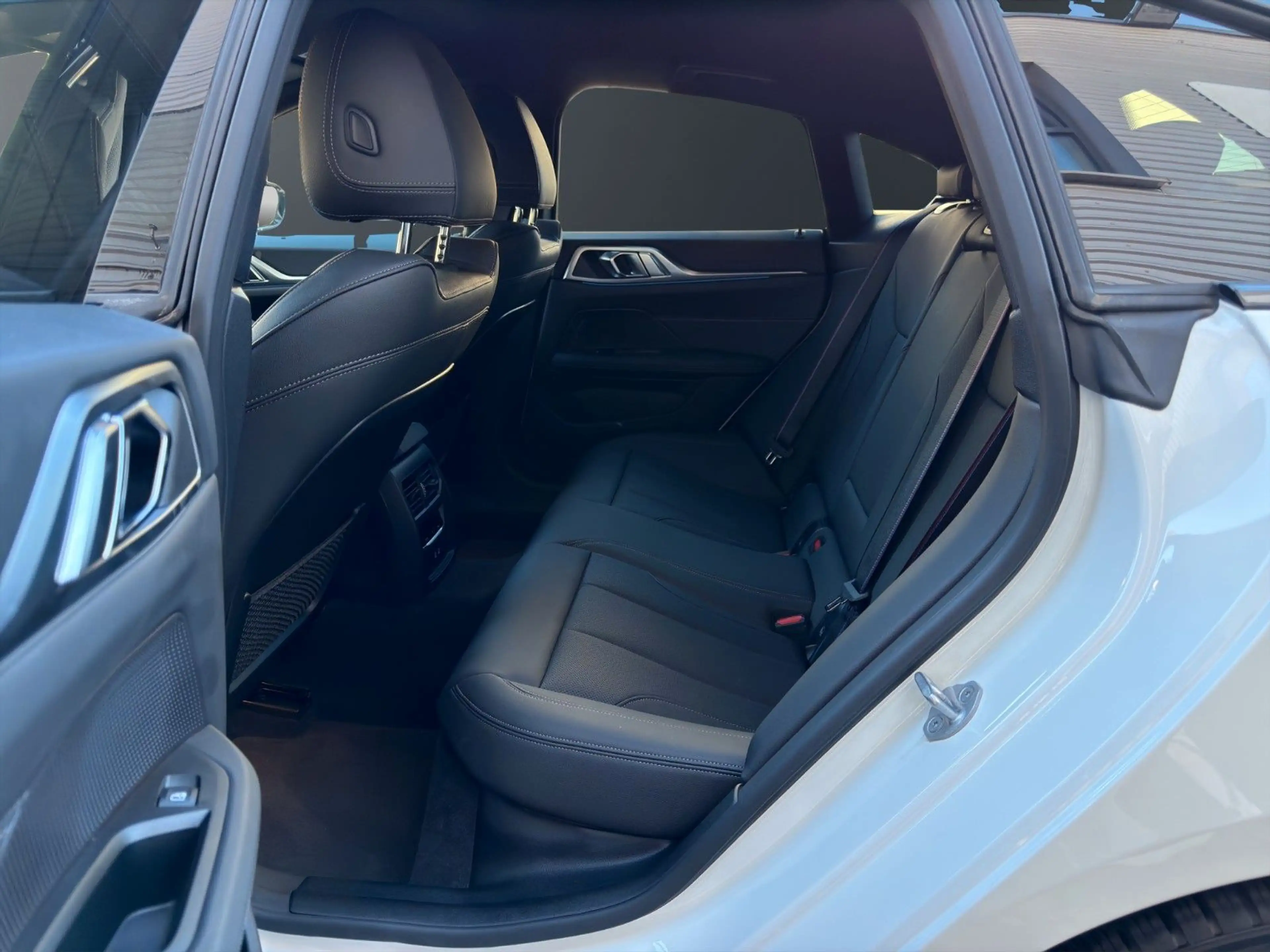 BMW 420 i Gran Coupe M Sport*LED*KAM*SHZ*KEYLESS*ASS — photo 12