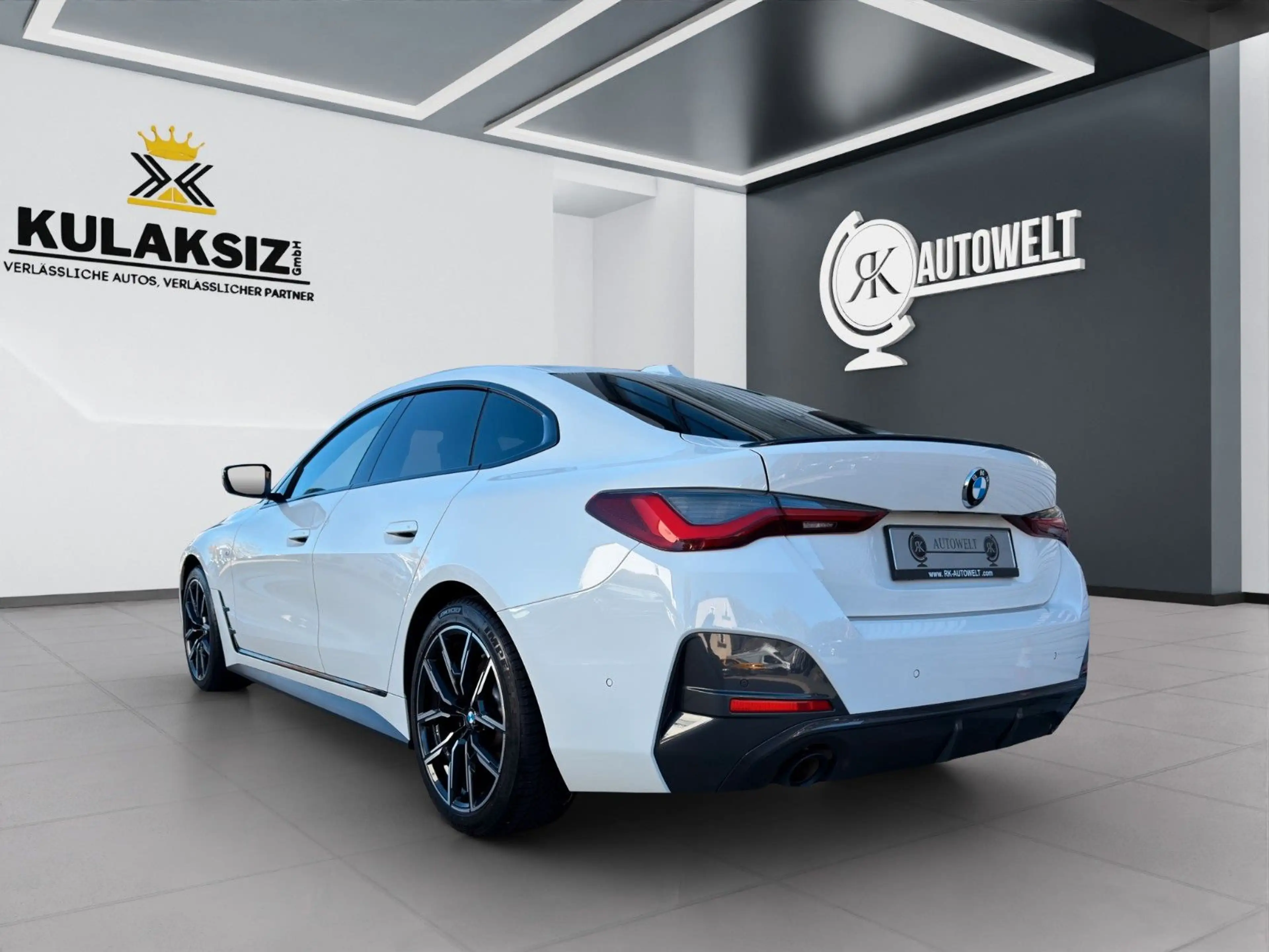 BMW 420 i Gran Coupe M Sport*LED*KAM*SHZ*KEYLESS*ASS — photo 3