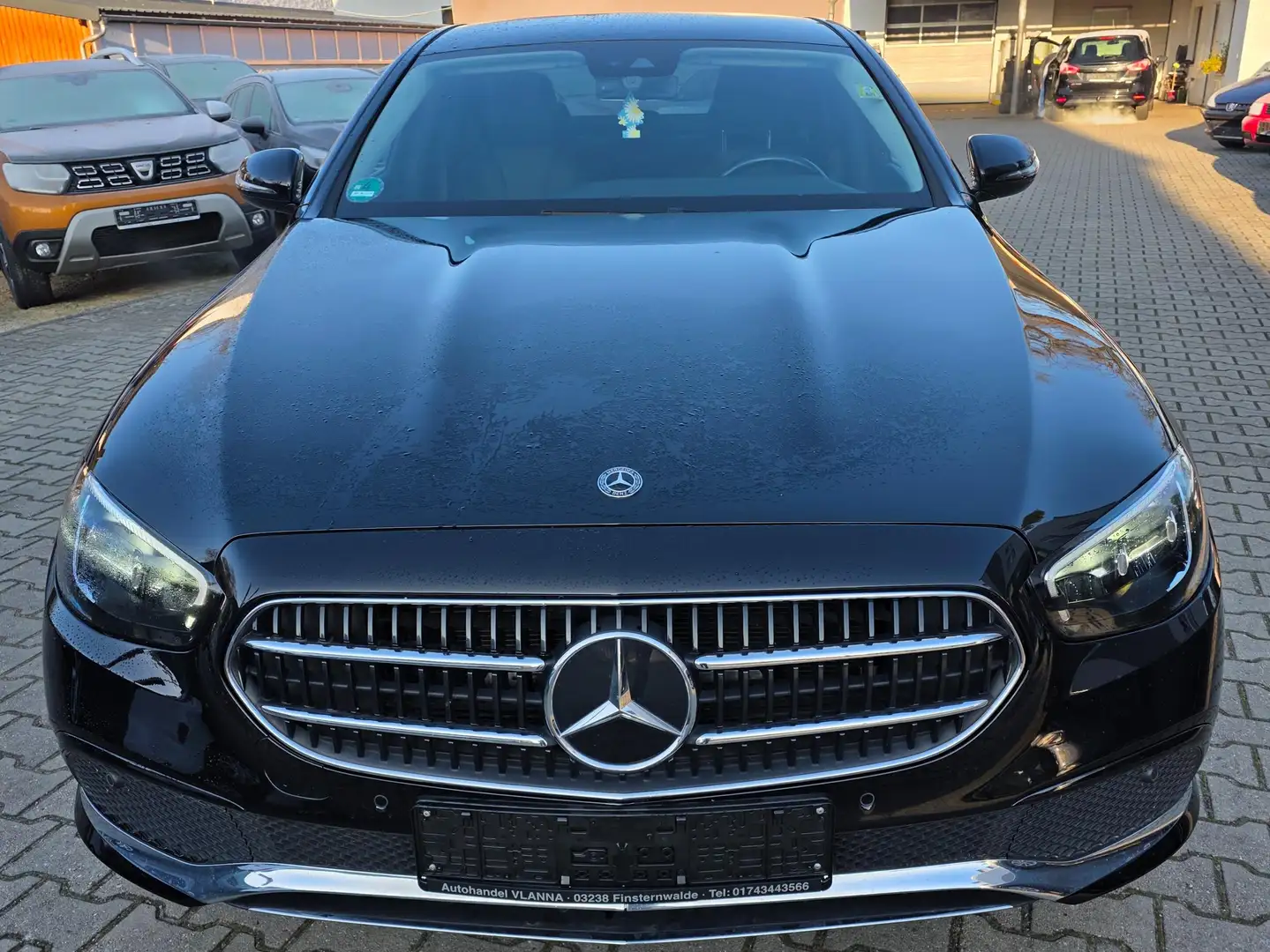 Mercedes-Benz E 220 E 220 d (213.004) Schwarz - 2