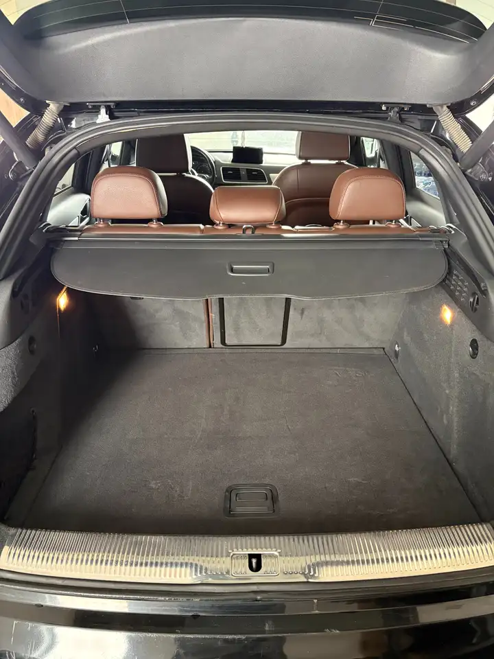 Audi Q3 снимка Audi Q3