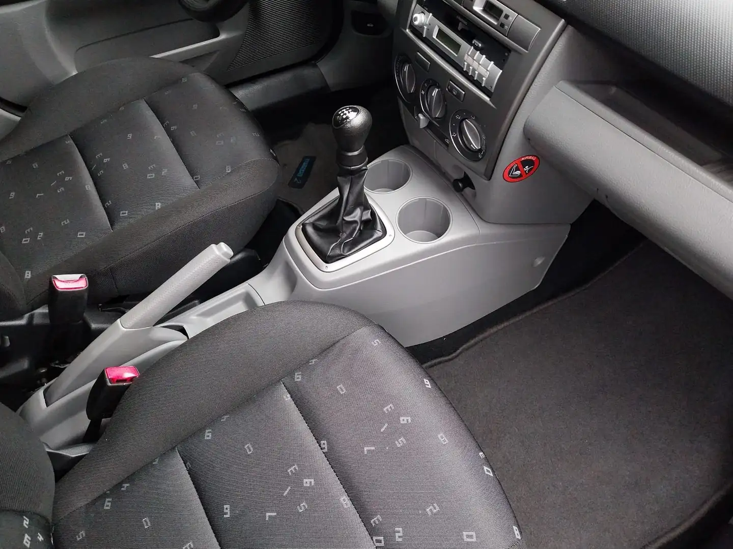 Mazda 2 70tkm Argento - 2