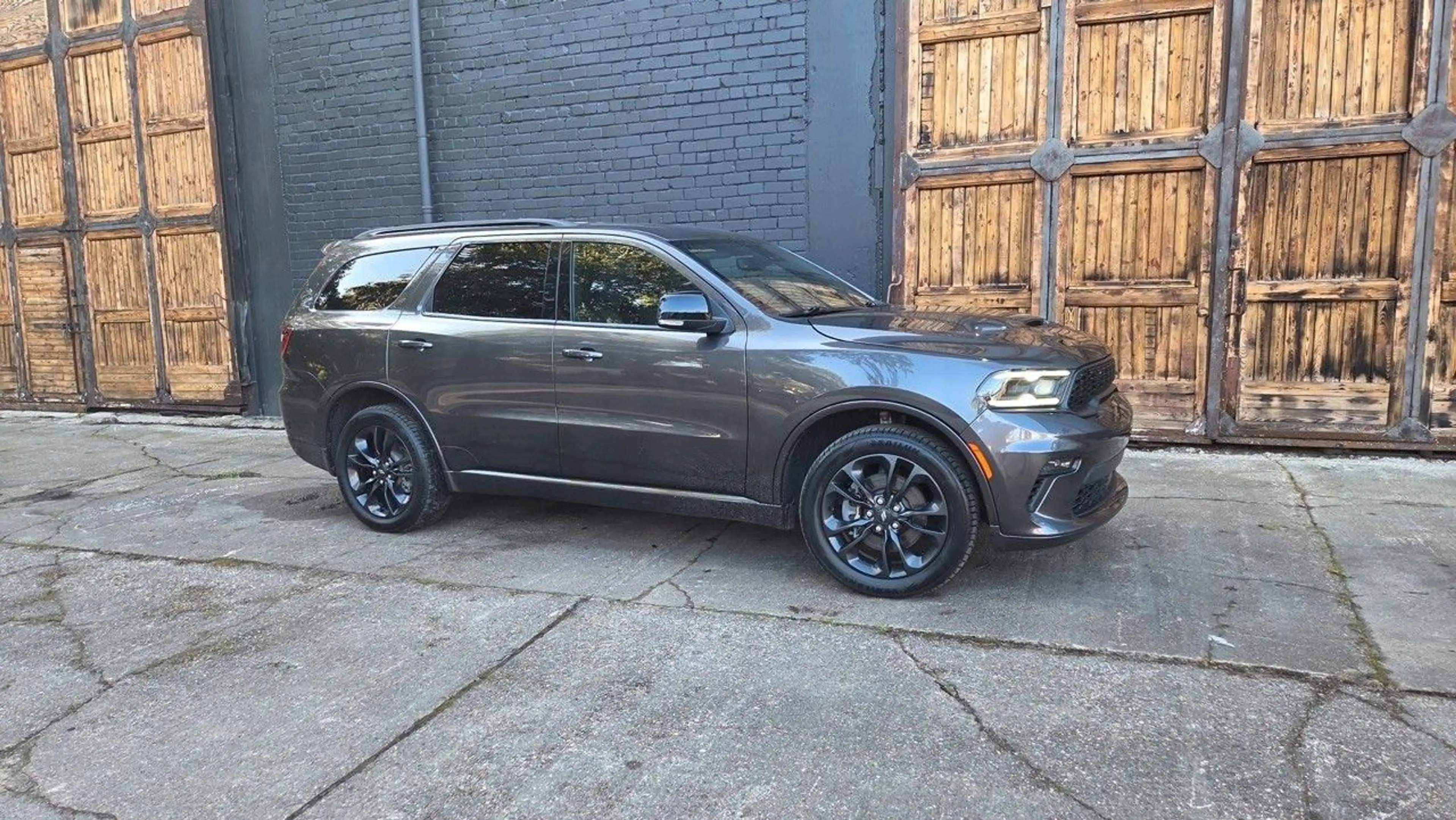 Dodge Durango 3.6 GT*AWD*Pilot Sitze*ACC*DVD*ALPINE*BLACKTOP — photo 6