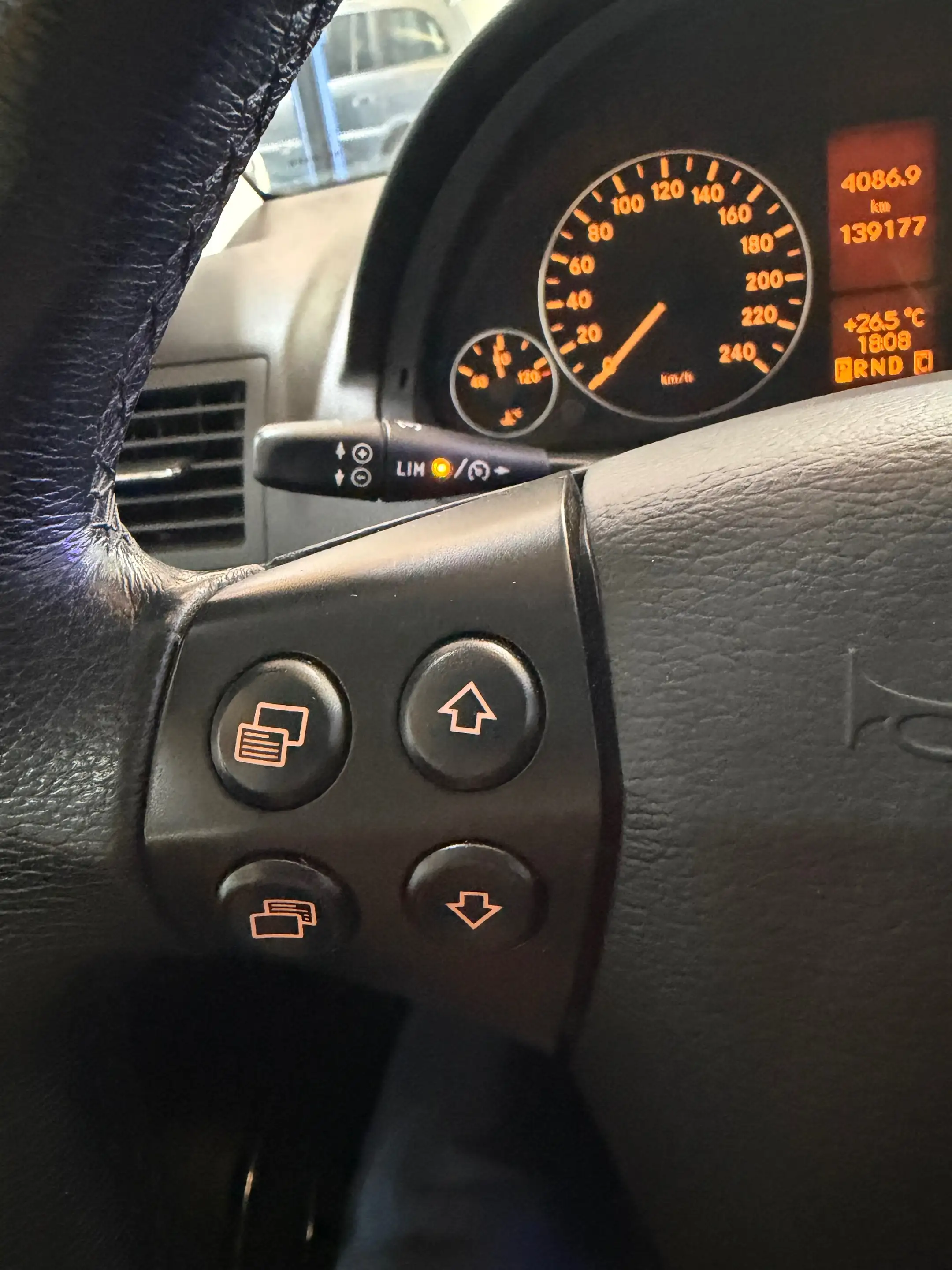 Mercedes-Benz A 150 A 150 Avantgarde Edition — photo 15