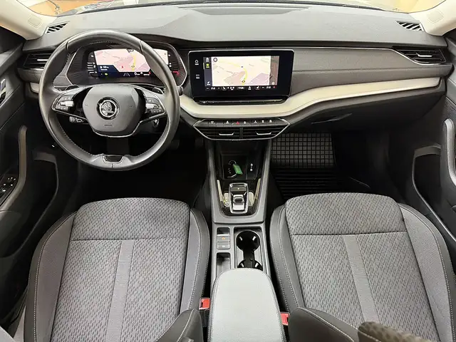 Skoda Octavia view 7