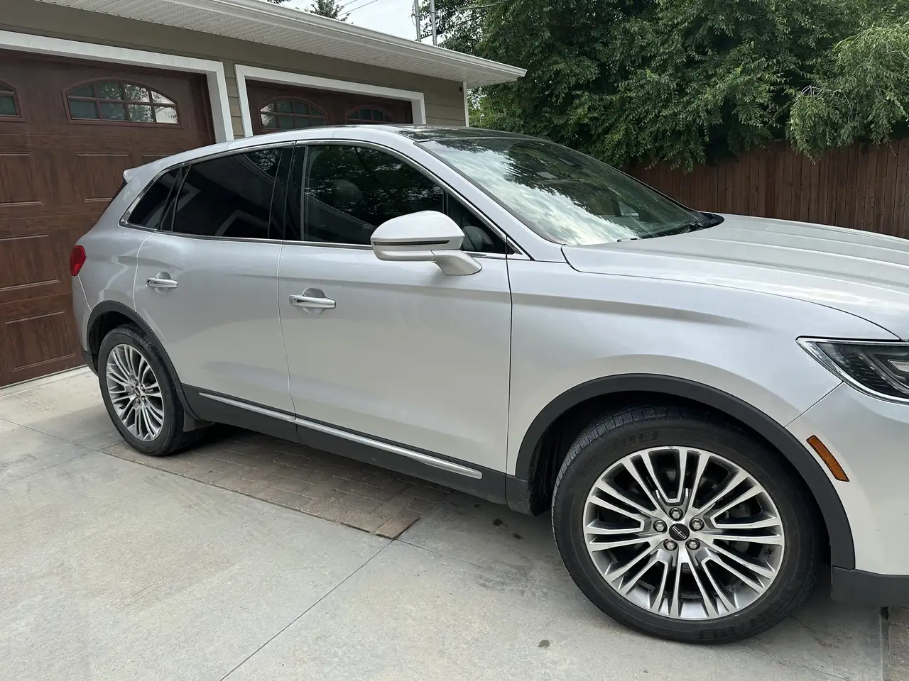 Lincoln MKX снимка Lincoln MKX