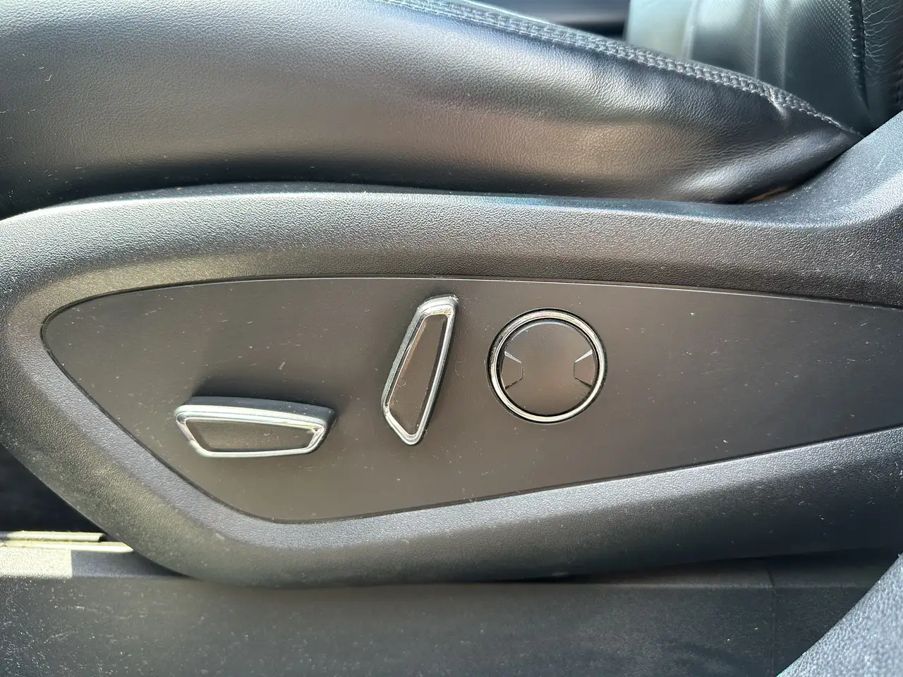 Lincoln MKX снимка Lincoln MKX