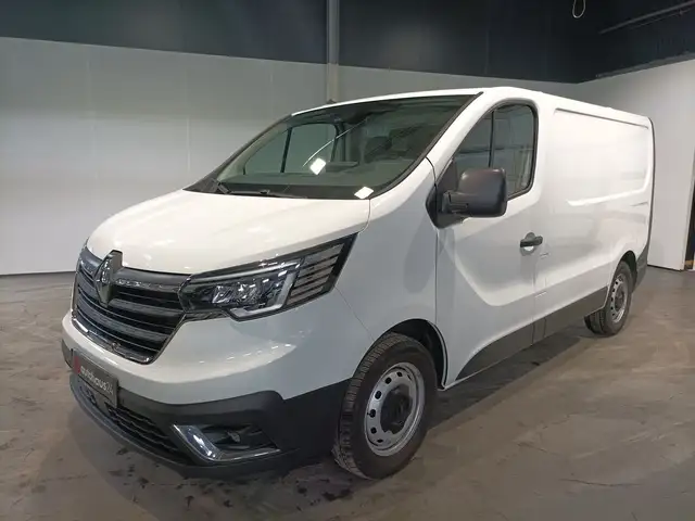 Renault Trafic view 3