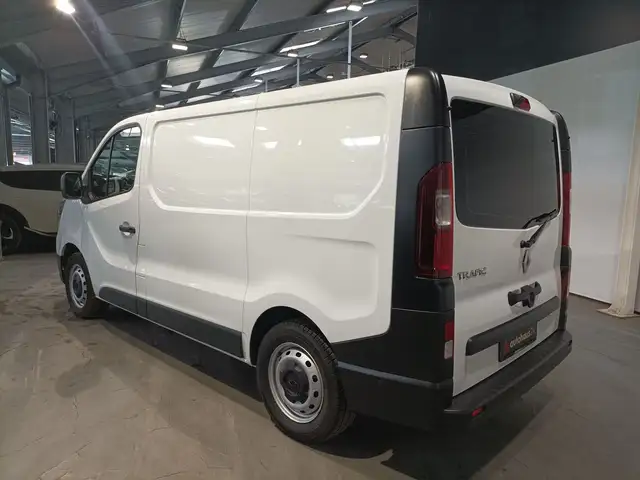 Renault Trafic view 4