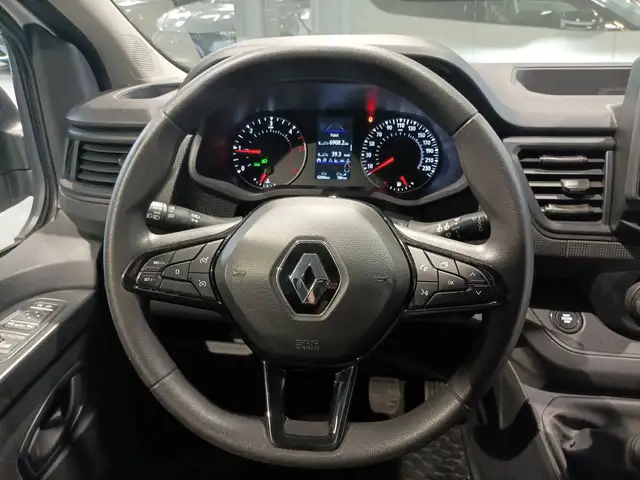 Renault Trafic view 10