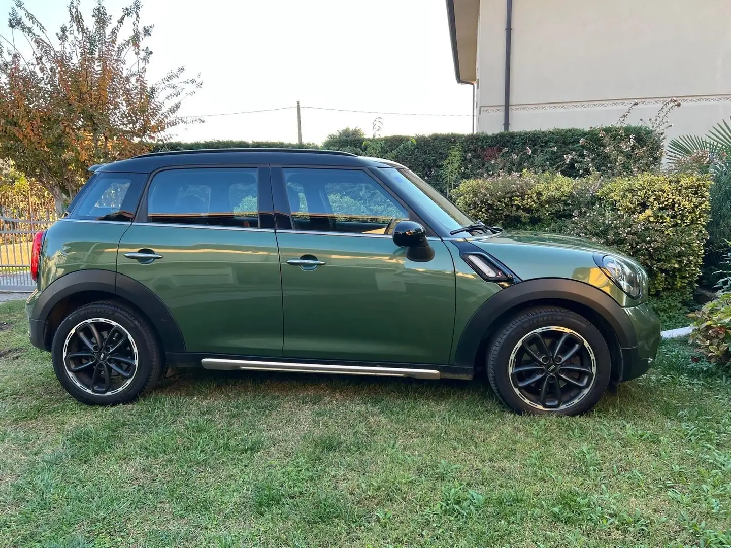 MINI Cooper SD Countryman Business Verde - 2