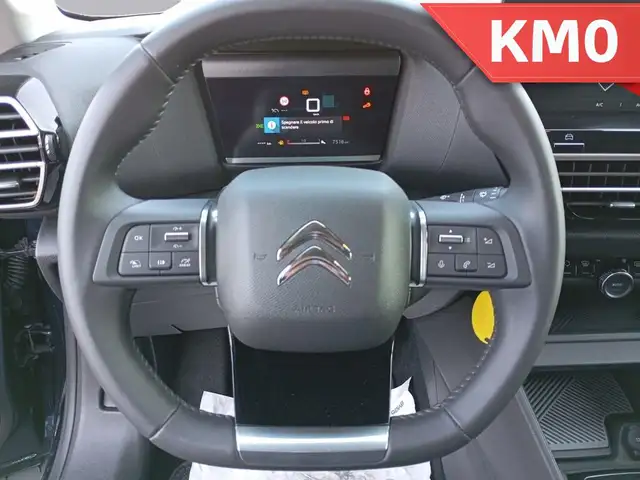 Citroen C4 view 11