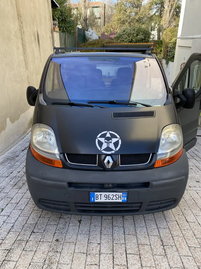 Renault Trafic - 1