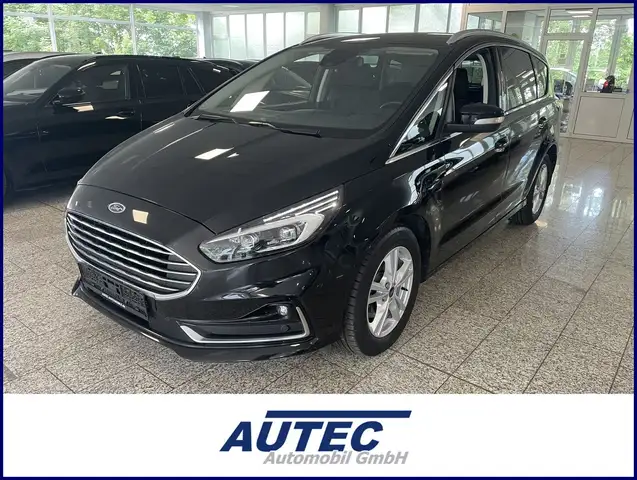 Ford S-Max Titanium 2.0 TDCI AHK+KAMERA+SPURHALTE+LED
