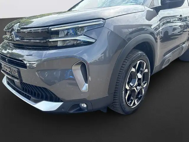 Citroen C5 Aircross view 11