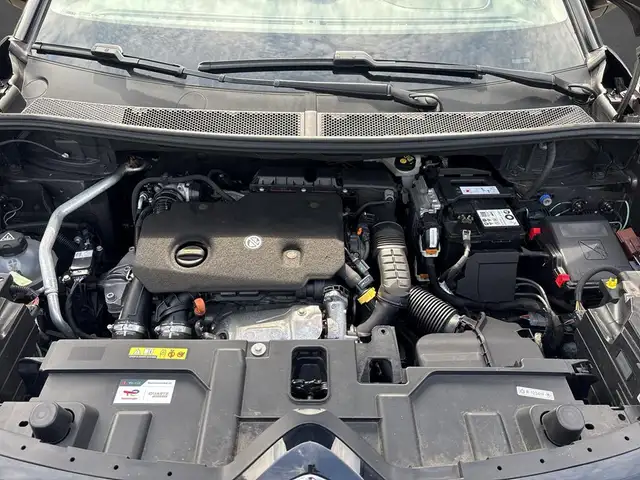 Citroen C5 Aircross view 8