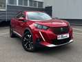 Peugeot 2008 (e-) Allure Pack Rood - thumbnail 2