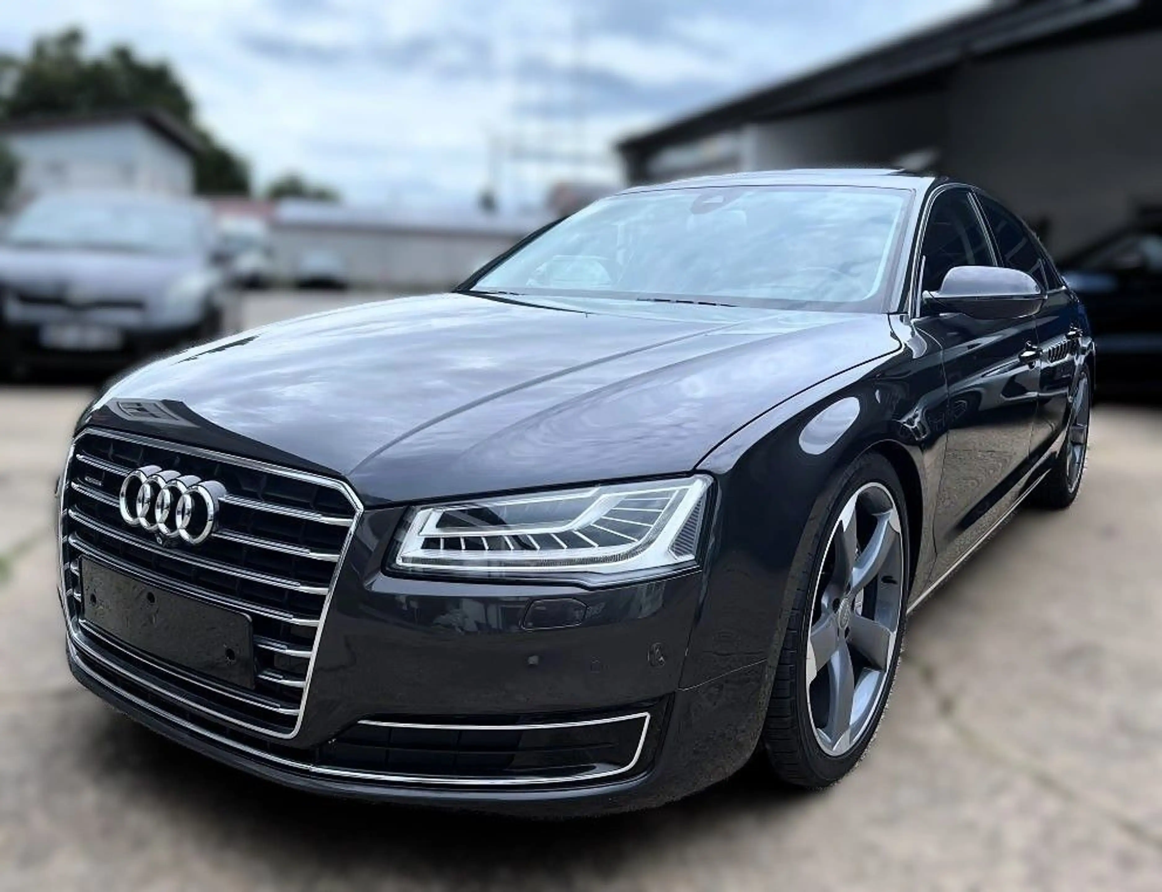 Audi A8 3.0 TDI quattro*HUD|360°|21"|MATRIX|GSD|BOSE