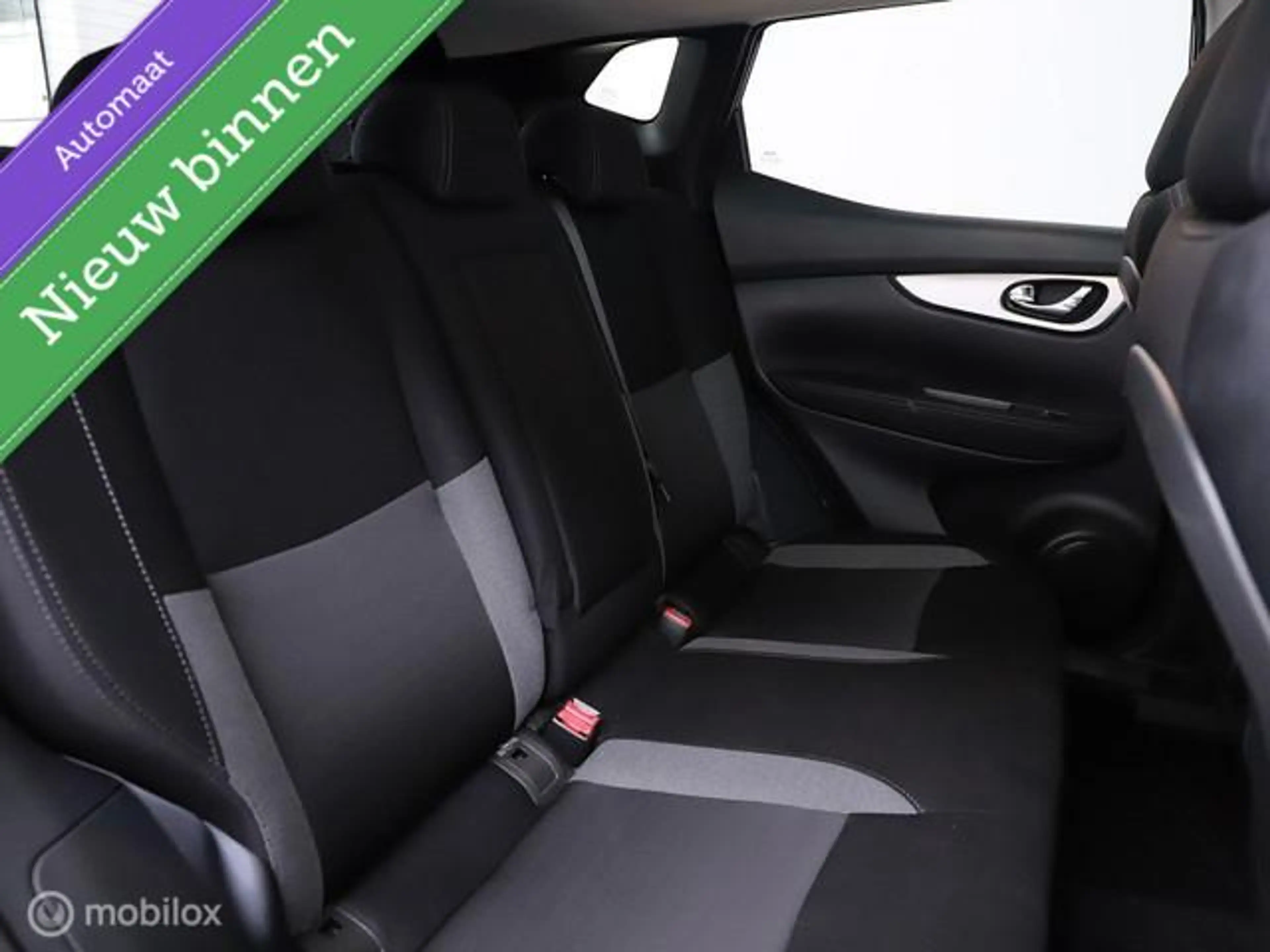 Nissan Qashqai 1.2 N-Connecta AUT. * Design Pack, PANO, TRKHK, NL — photo 23