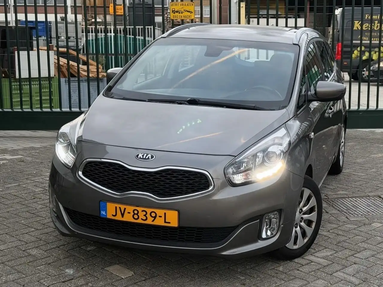 Kia Carens