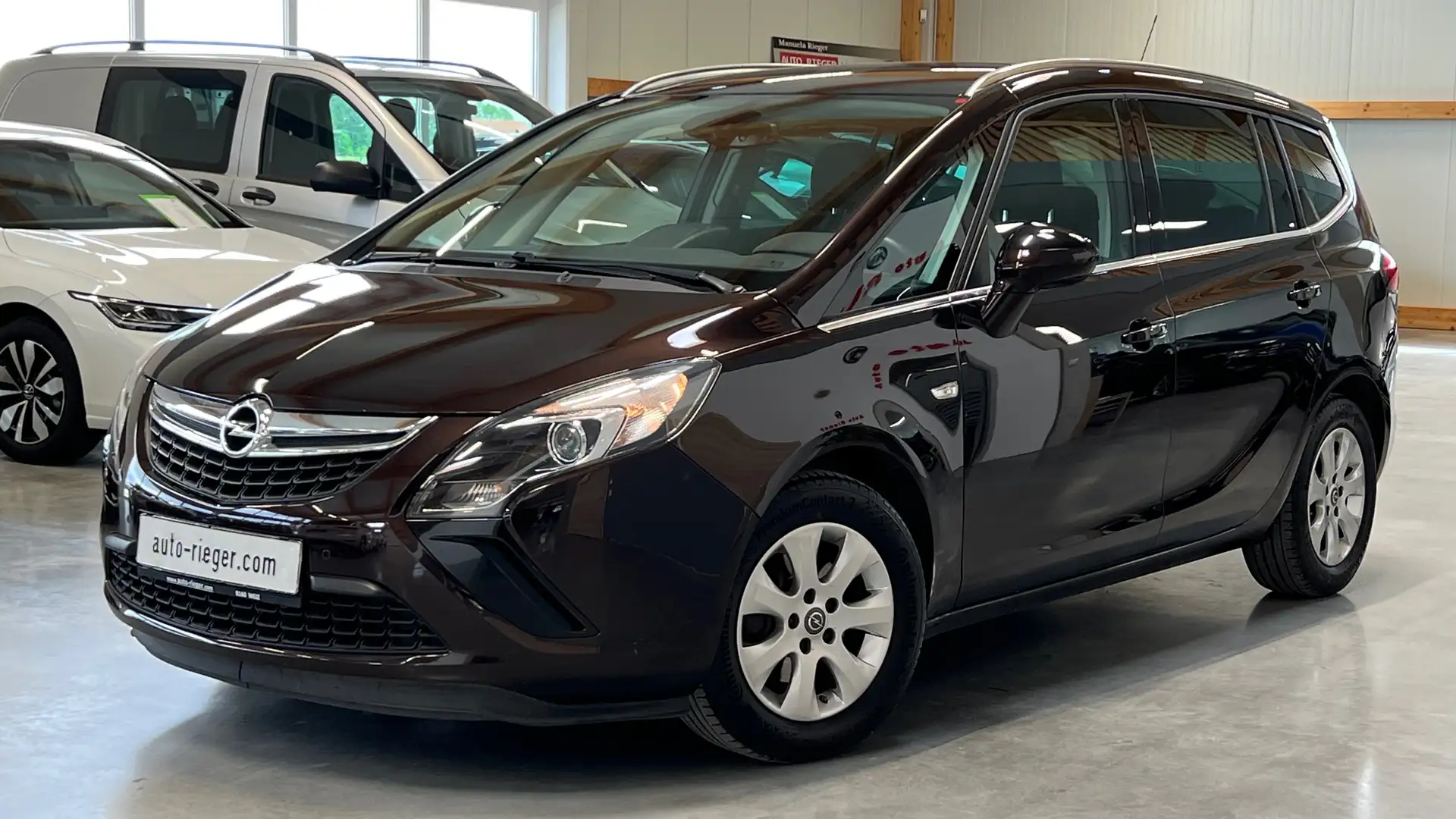 Opel Zafira Tourer Edition 1,6 Diesel 7-Sitzer Braun - 2