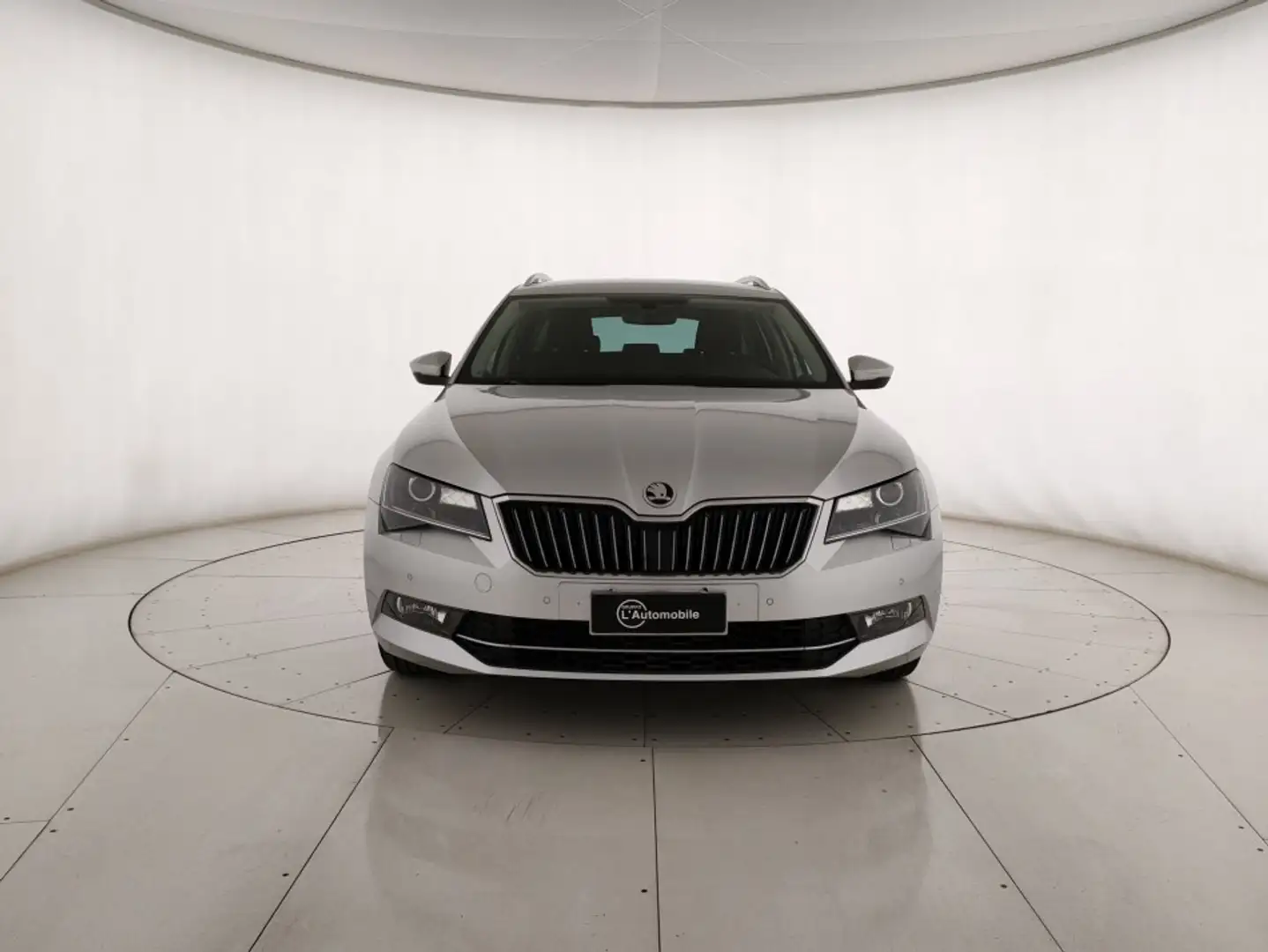 Skoda Superb Superb Wagon 1.6 tdi Executive dsg my17 Grigio - 2