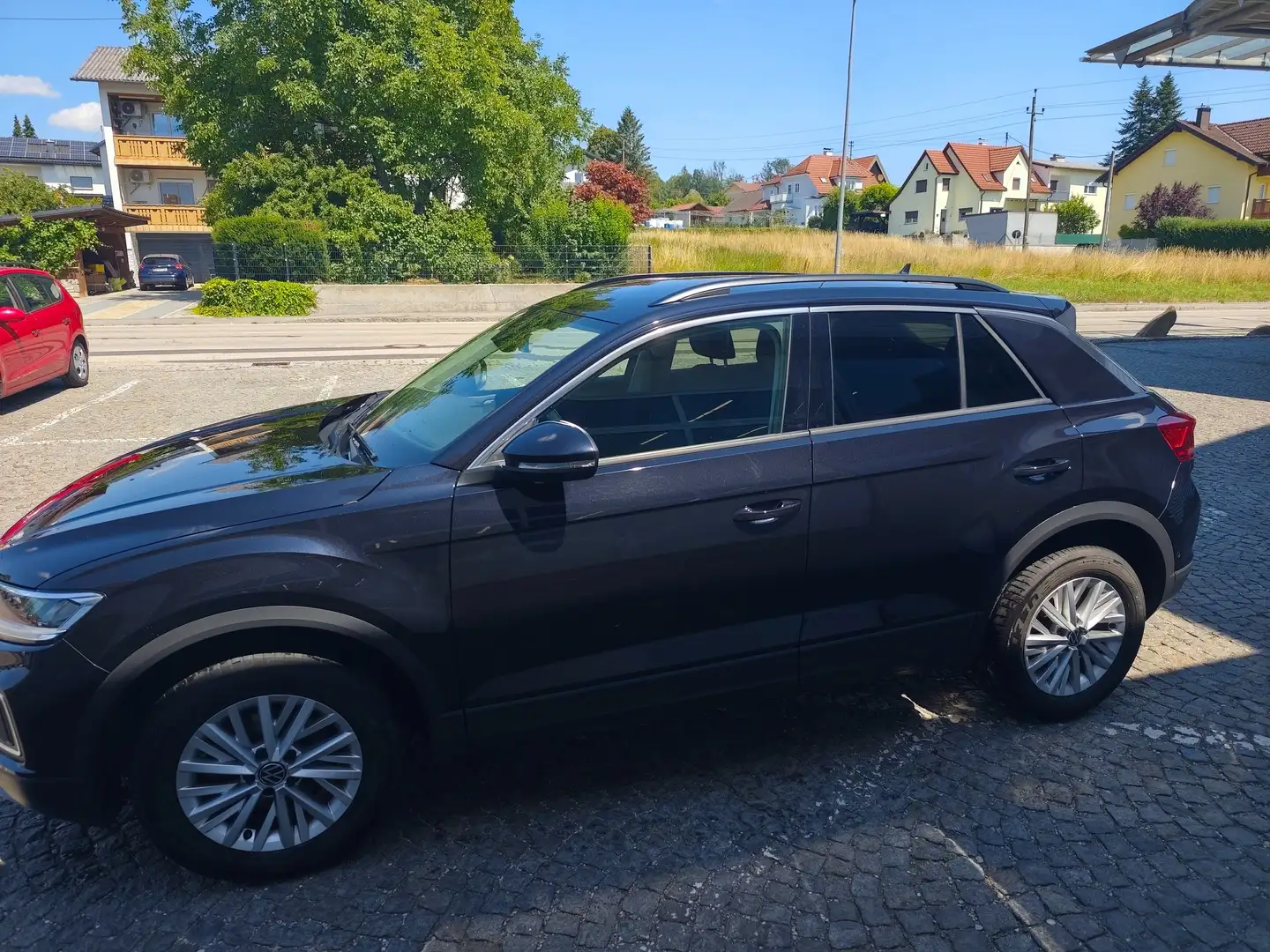 Volkswagen T-Roc Life Schwarz - 2