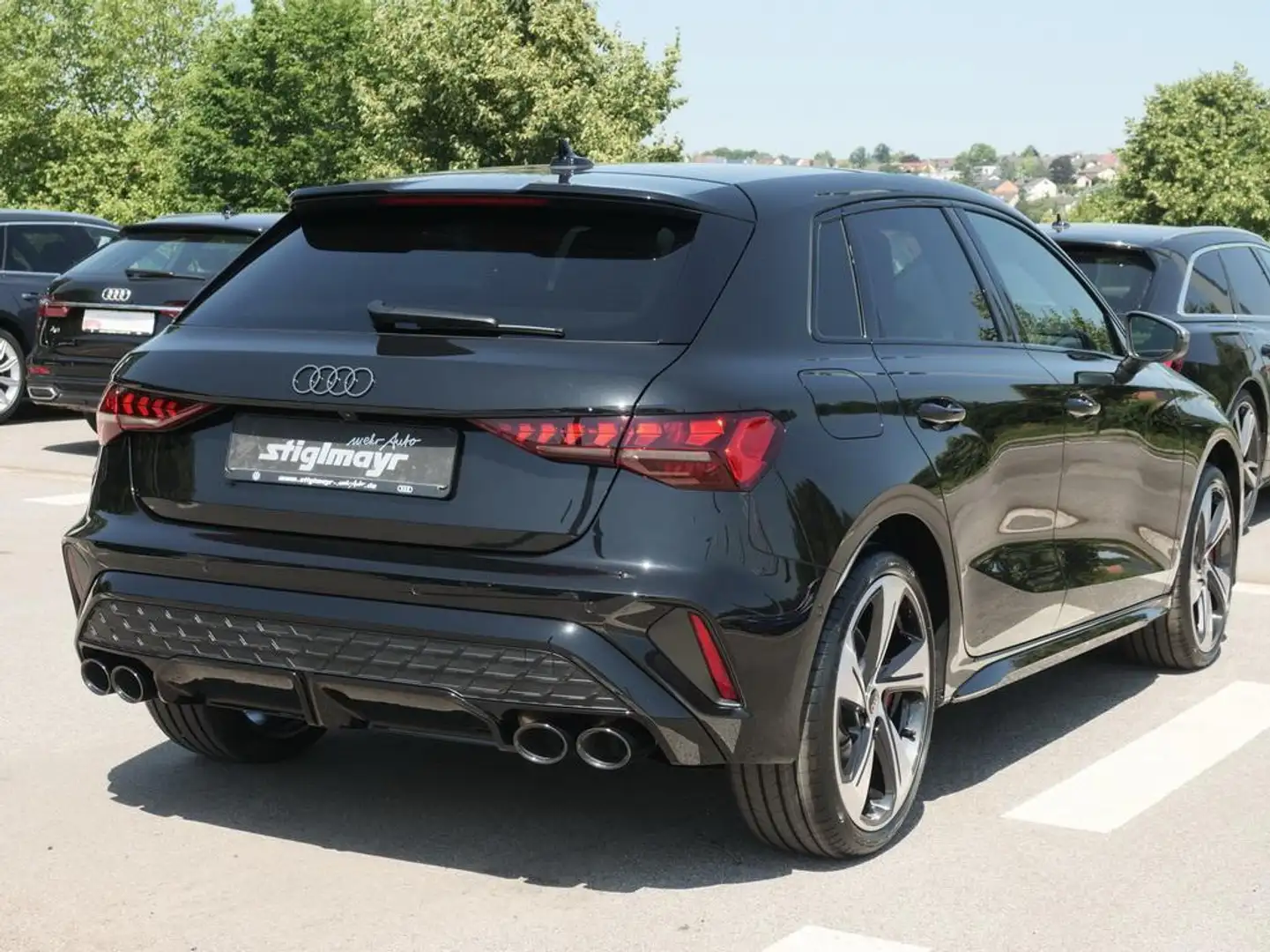 Audi S3 Sportback TFSI 245(333) kW(PS) S tronic 19` Schwarz - 2