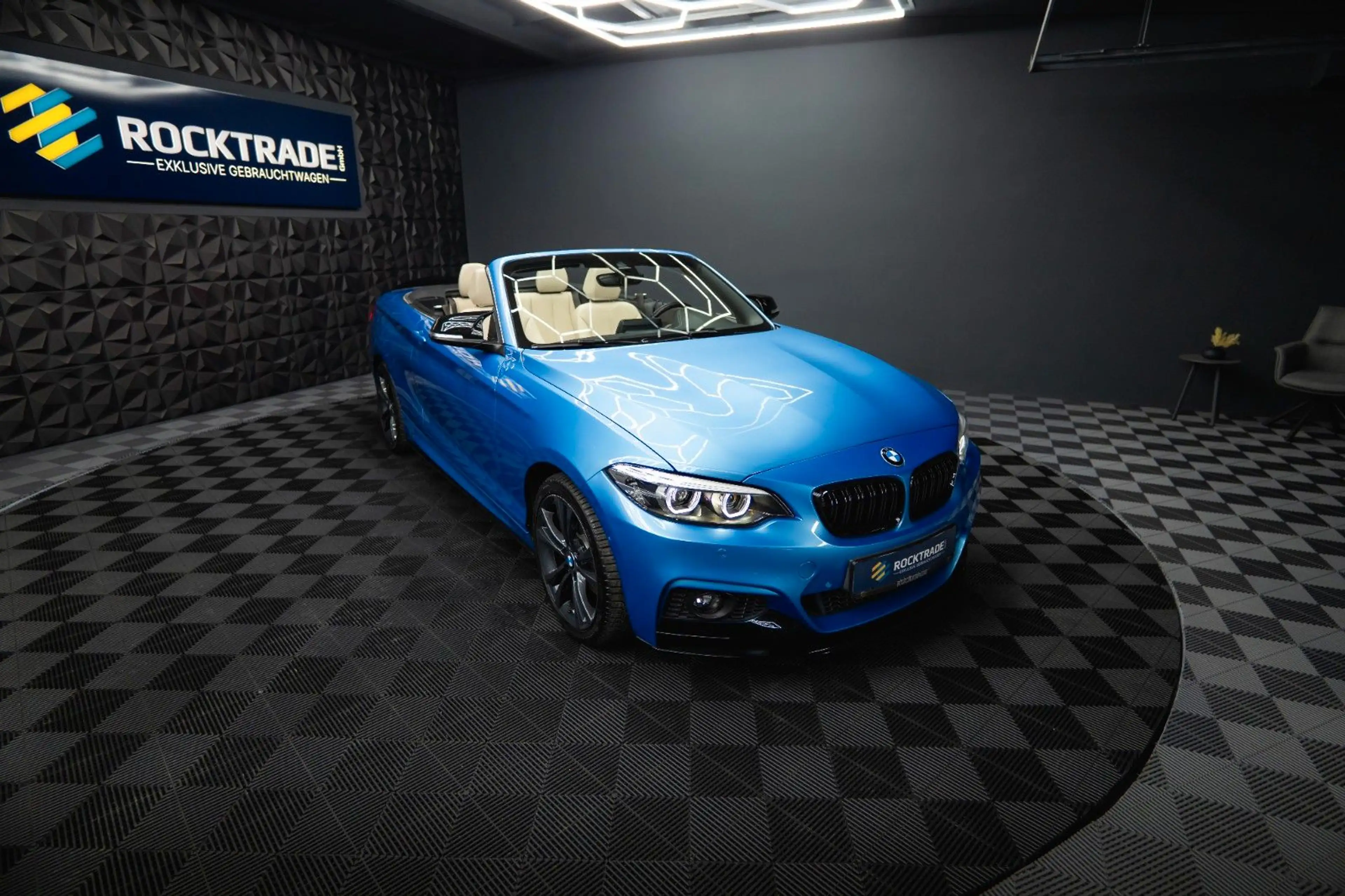 BMW 230 i Cabrio M-Sport Performance Shadow Line LED — photo 6