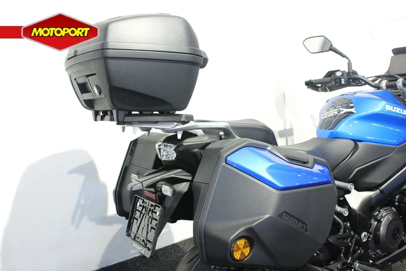 Suzuki GSX-S 1000GX Černá - 2