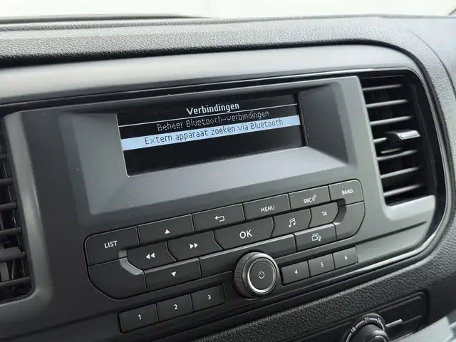 Opel Vivaro view 10