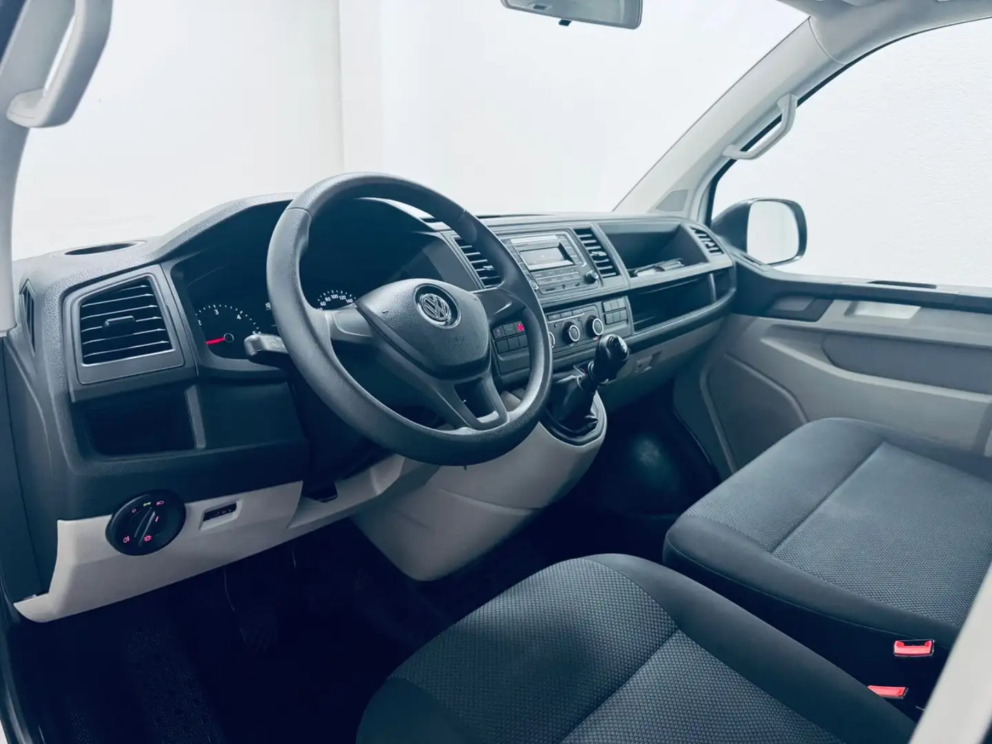 Volkswagen T6 Transporter Kombi lang Blanc - 2