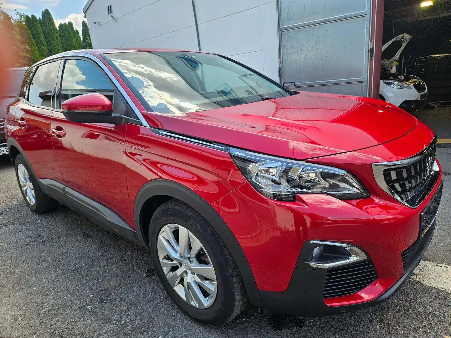 Peugeot 3008 Active Business Rouge - 2