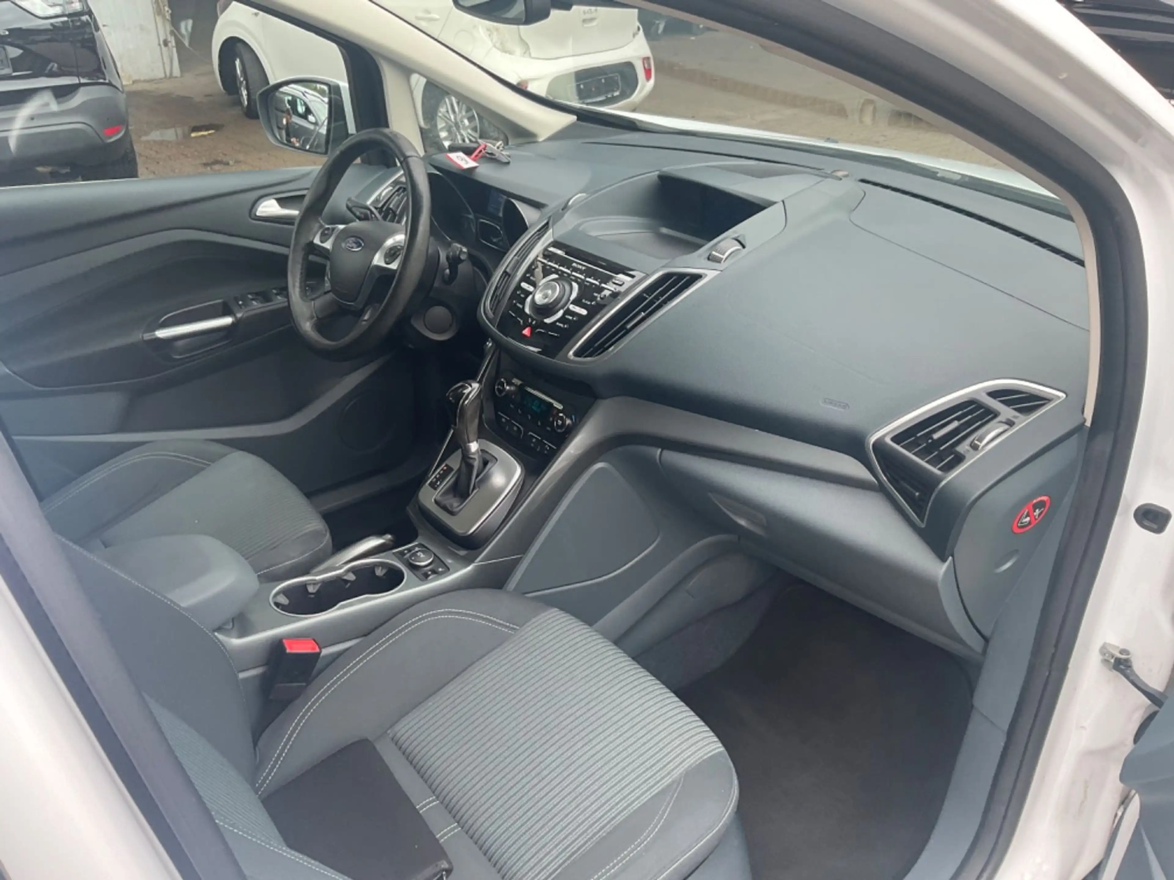 Ford C-Max Titanium TÜV 05.2027 Automatik 1 HAND — photo 15