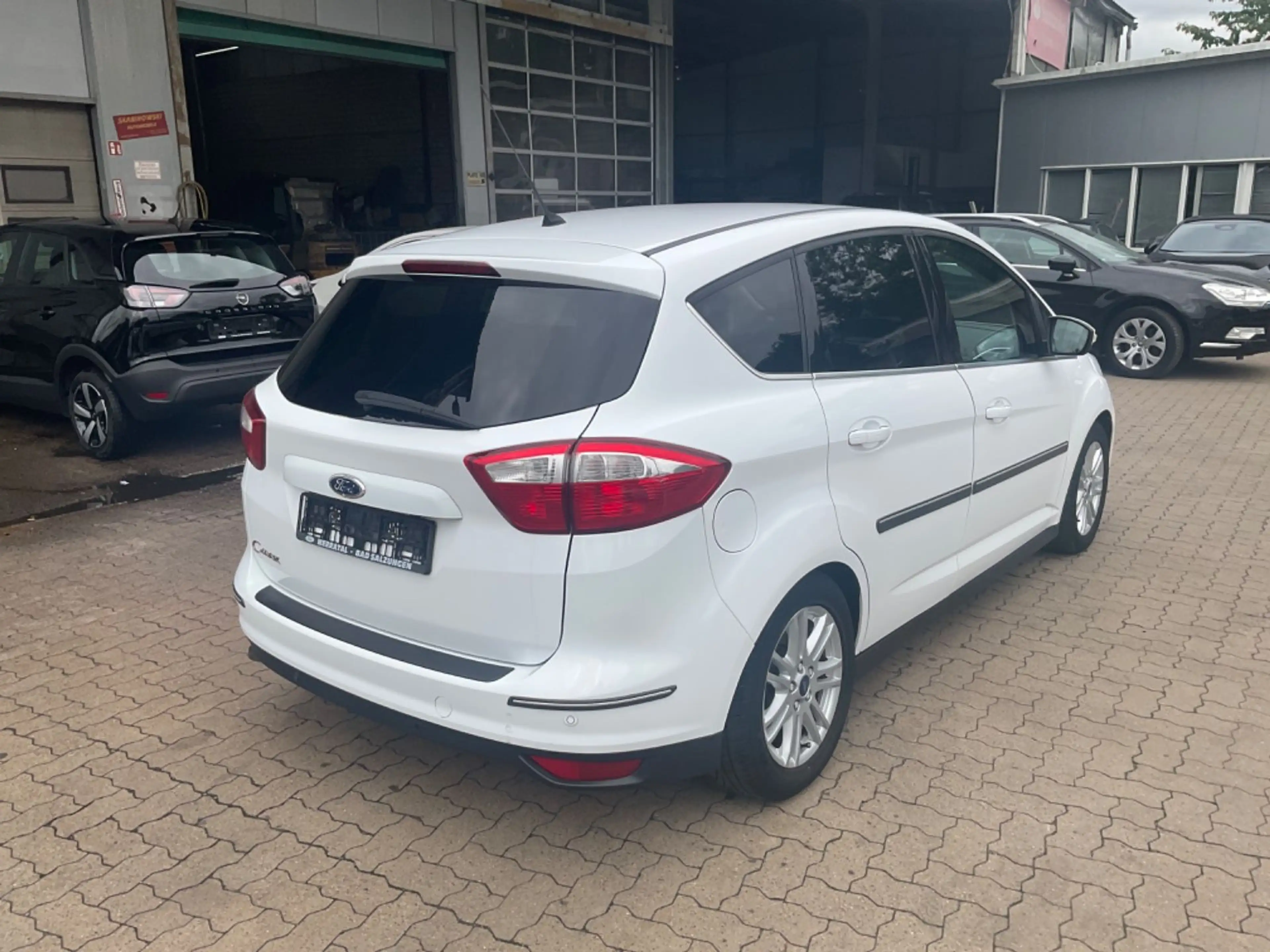Ford C-Max Titanium TÜV 05.2027 Automatik 1 HAND — photo 6
